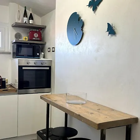 Apartment Attico In The City Center, Terrace & Stunning Lake View Desenzano del Garda