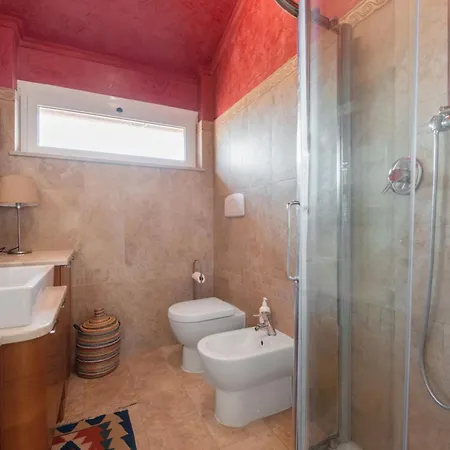 شقة Attico In The Center, Terrace & Stunning View ديسينسانو ديل غاردا